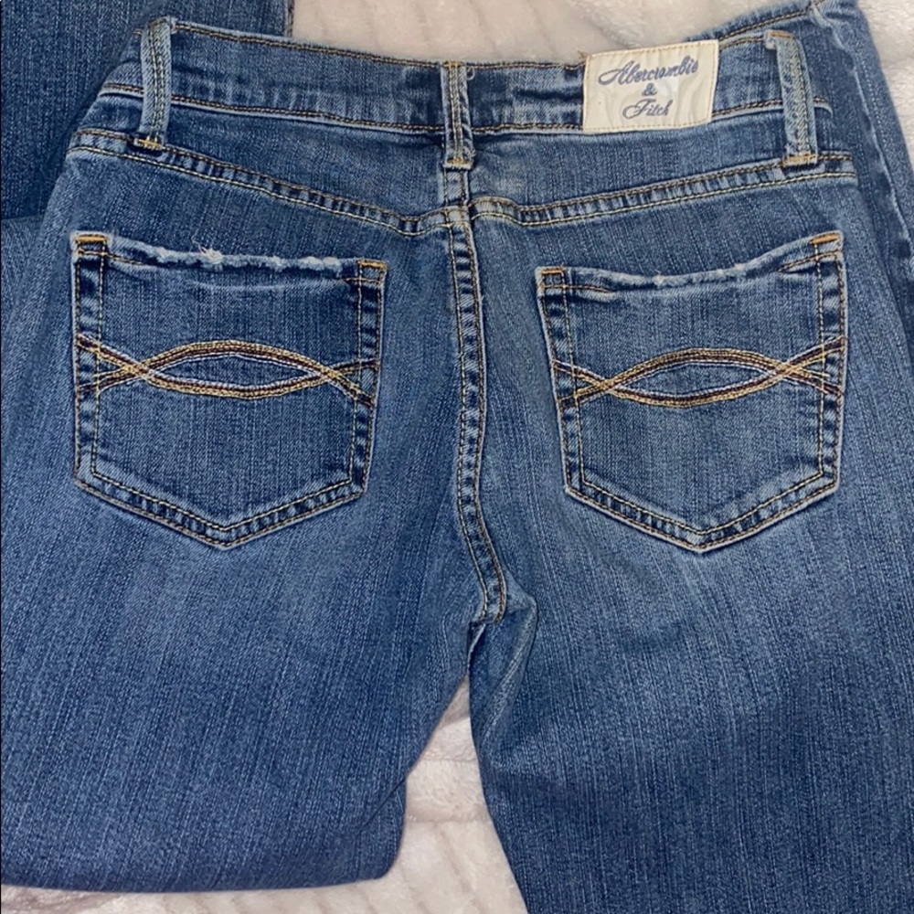 Abercrombie and Fitch vintage jeans . Size 2